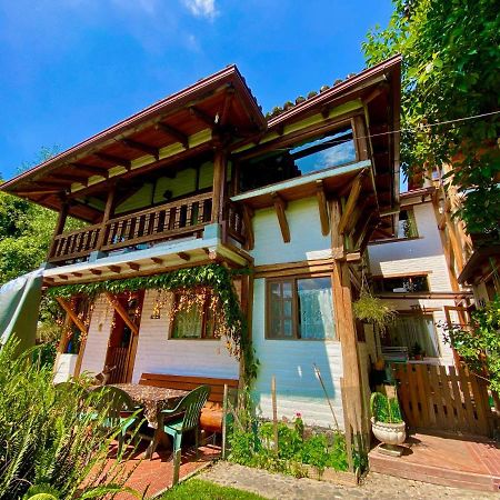 Casa Magnolia Bed and Breakfast Cumbayá Εξωτερικό φωτογραφία